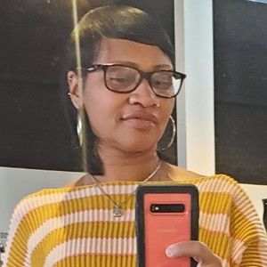 Meet your Posher, Tara